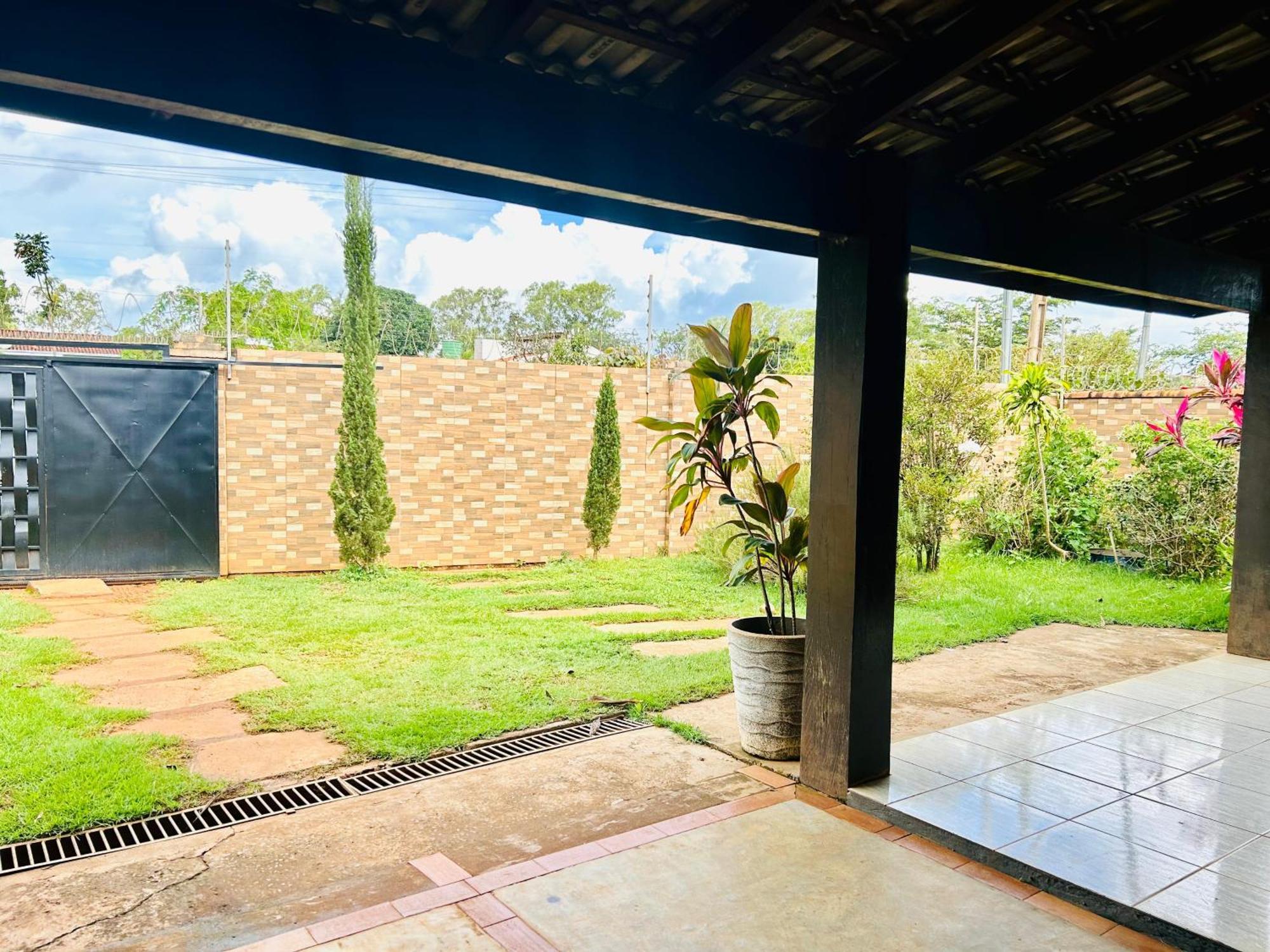 Casa Com Spa De Hidro, Aquecedor E Cromoterapia A 1,0 Km Do Centro Chapada dos Guimaraes Exterior photo